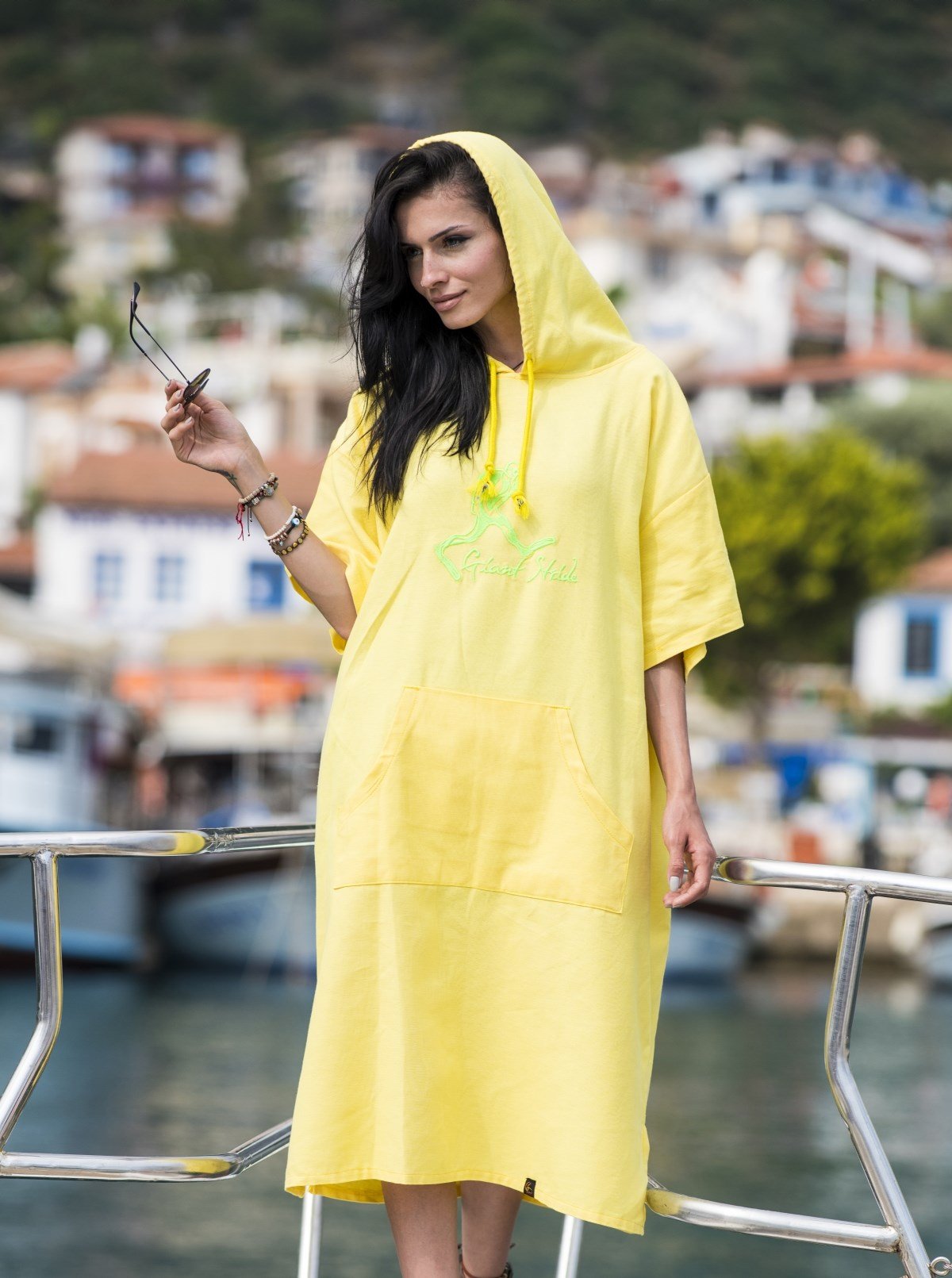 Giant Stride Peshponcho Yellow
